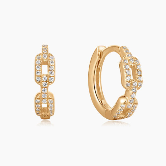 Huggie-Creolen aus 14-karätigem Gelbgold mit Pavé-Fassung