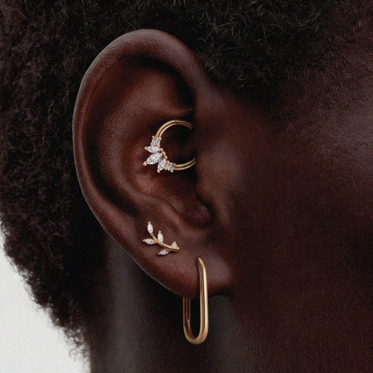 14K Yellow Gold Marquise Cluster Clicker